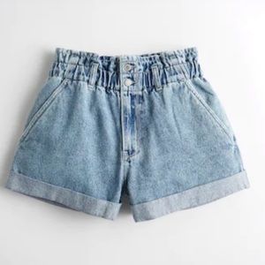 Ultra high-rise 80’s mom shorts from Hollister